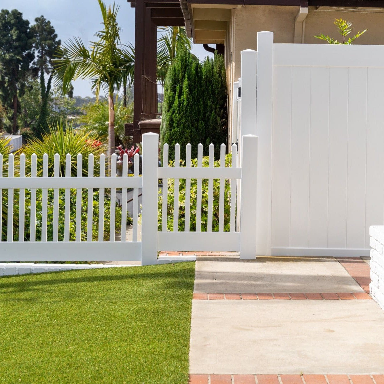 Chestnut Haven Series - Fence Panel - 4' x 8' - ActiveYards - White