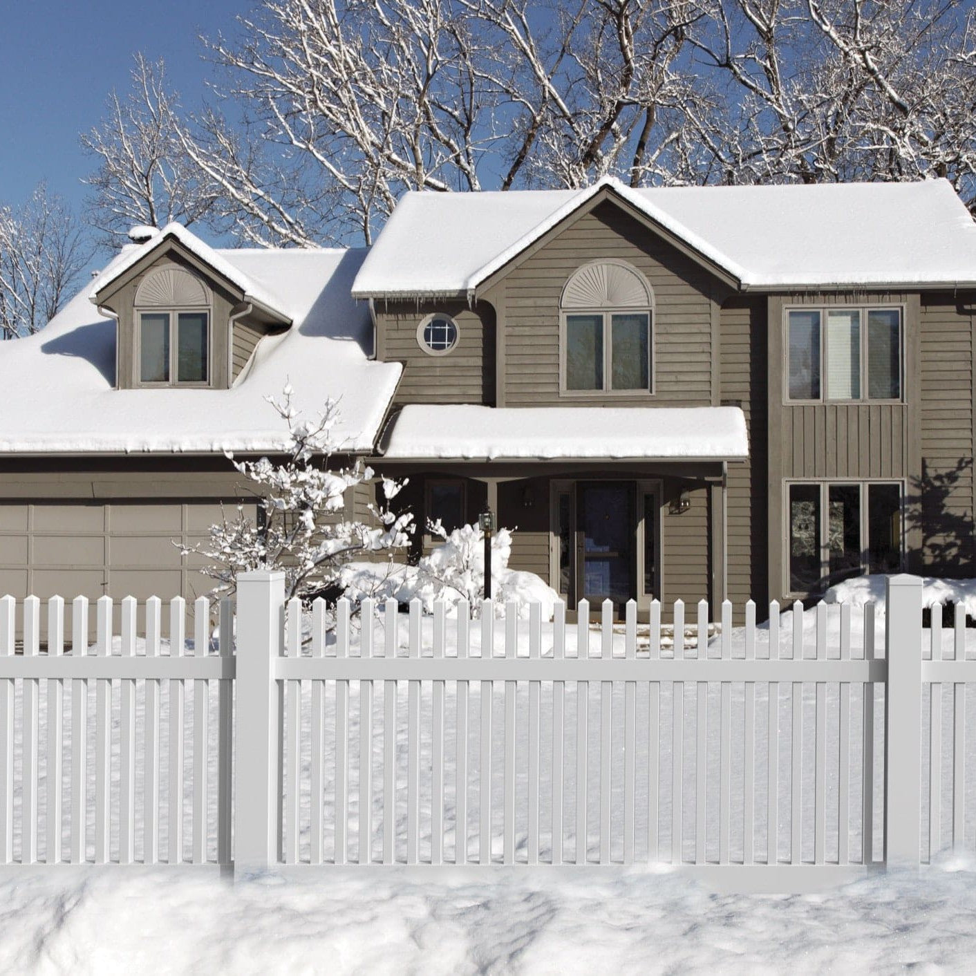 Chestnut Haven Series - Fence Panel - 4' x 8' - ActiveYards - White