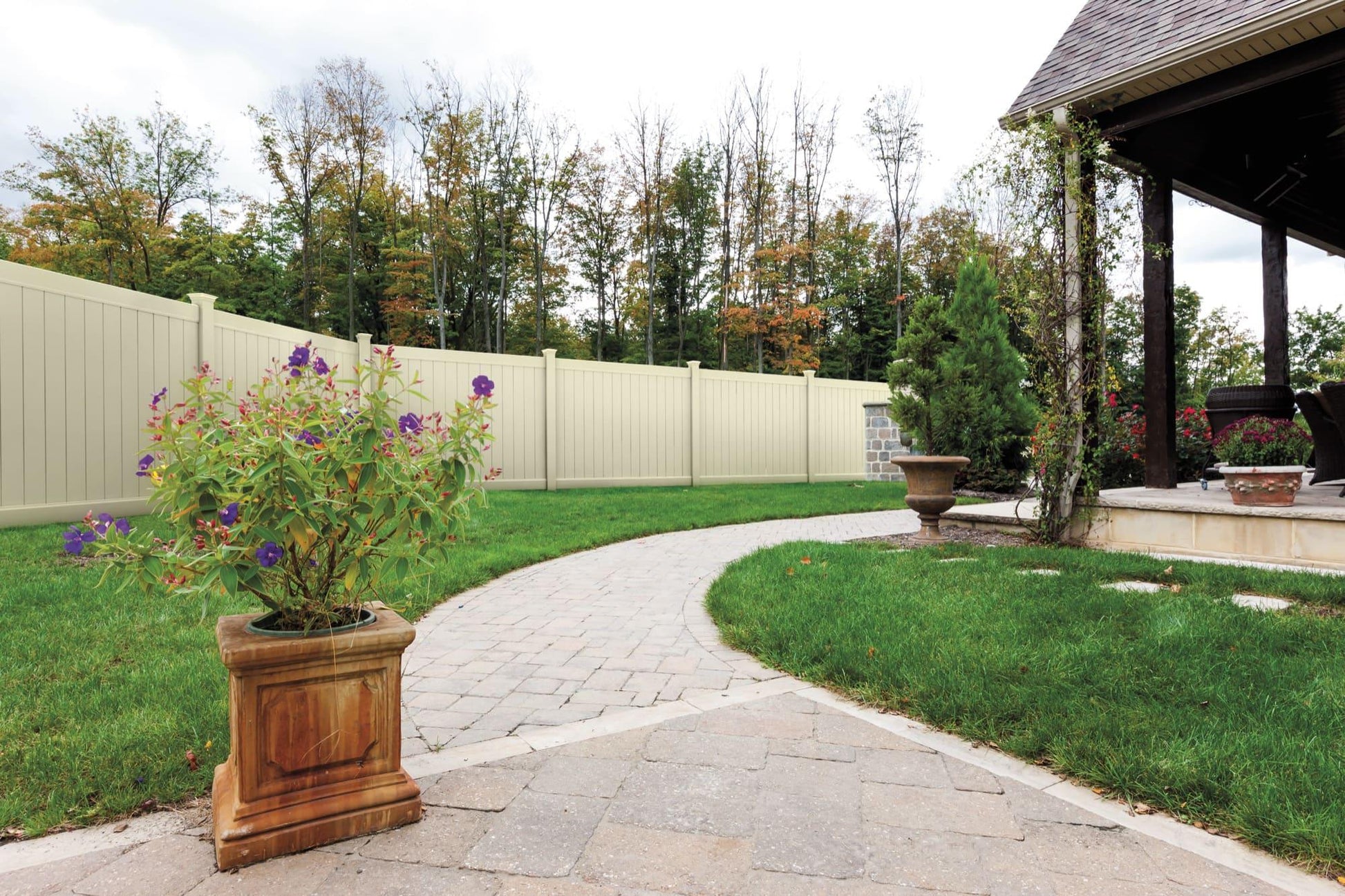 Dogwood Home Series - Fence Panel - 6' x 8' - ActiveYards -
